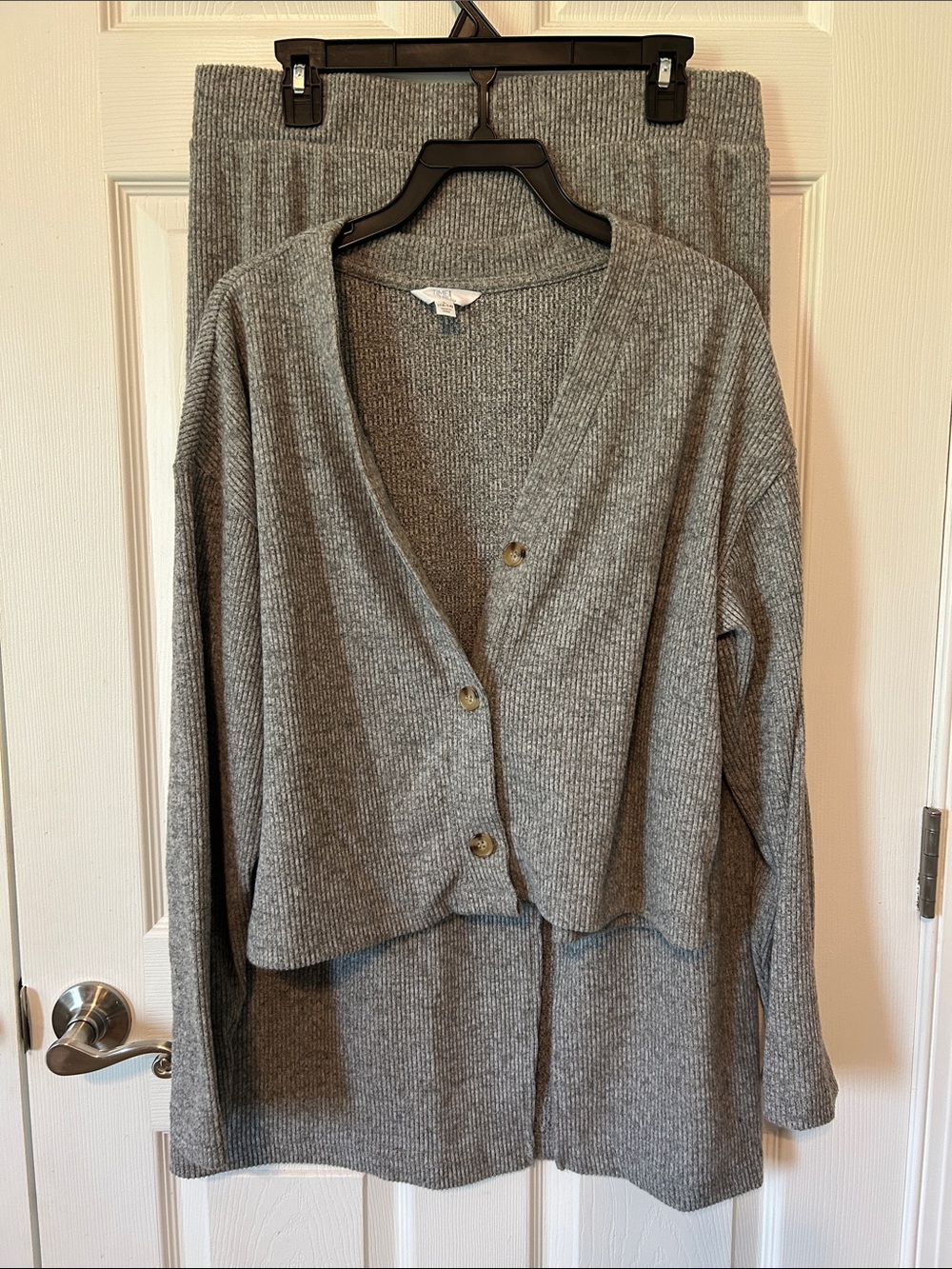 Time and Tru Gray Ribbed Knit Skirt Set